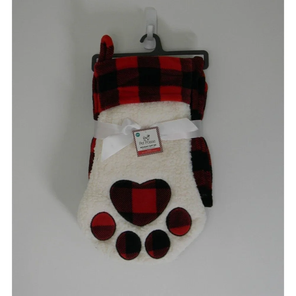Pet Posse Dog Puppy Paw Print Christmas Holiday Gift Set Stocking & Blanket NWT